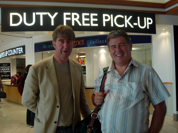 Bernard Wynn-Williams and Lindsay at Christchurch airport.jpg - Bernard and Lindsay at Christchurch airport.